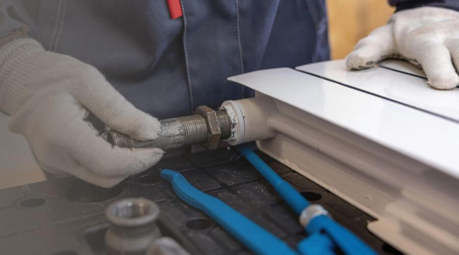 Professional water heater repair services in Farmington, IL